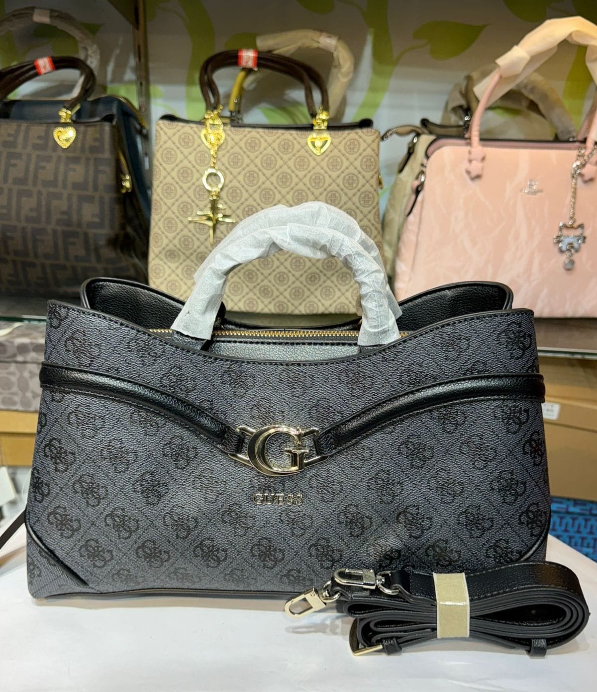 guess dea girlfriend satchel coal logo guess dea girlfriend satchel coal logo